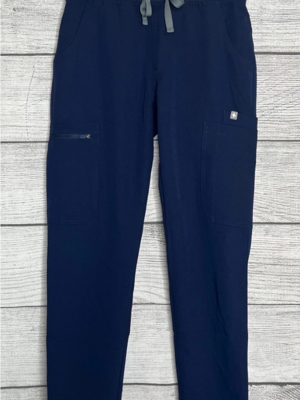 Figs Yola With Yoga Waistband women Scrub Pants Sz M NWT